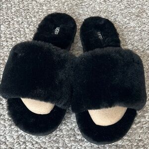 UGG Cozette Genuine Shearling Slipper